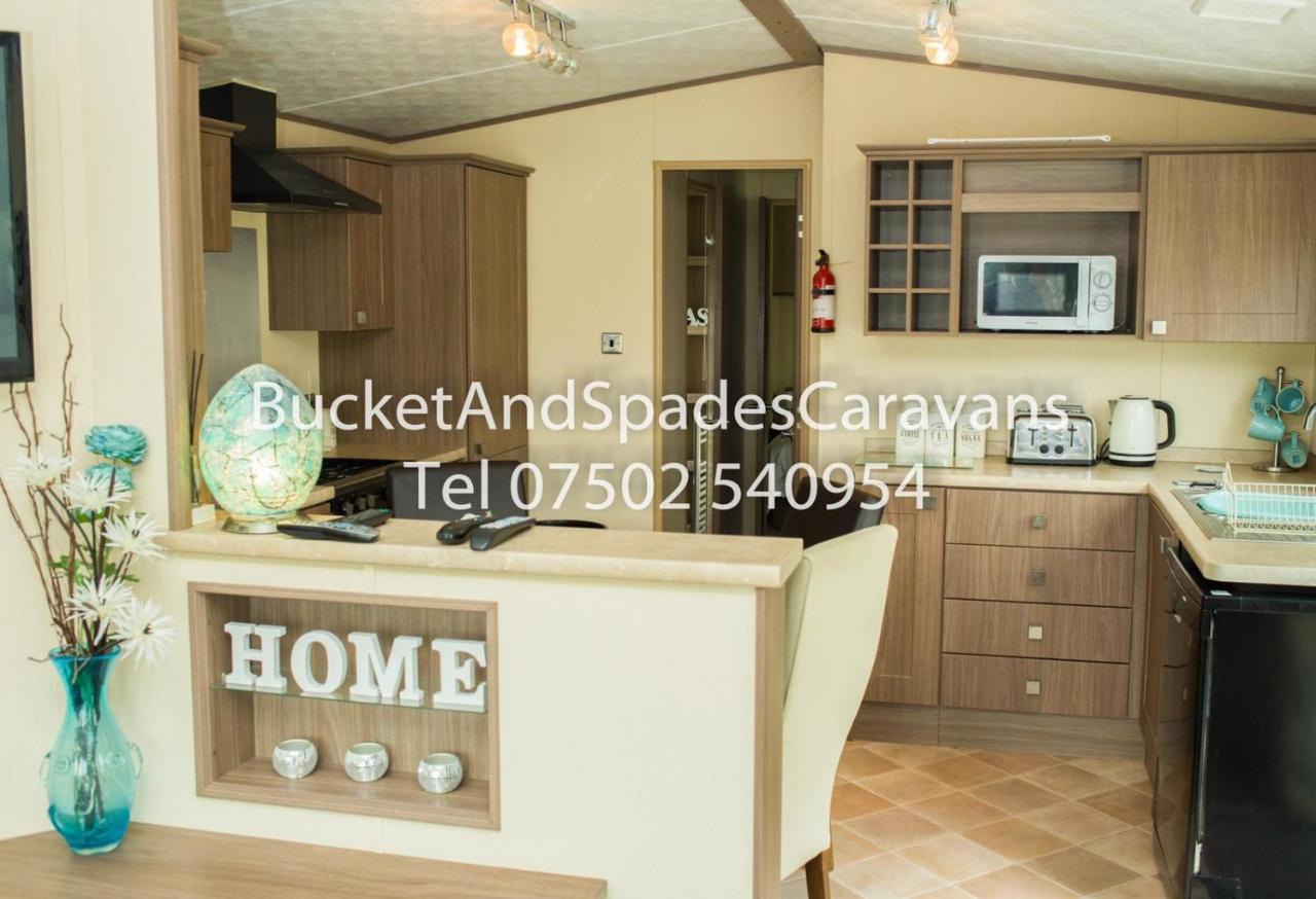 Blackpool Caravans Marton Mere Ngoại thất bức ảnh