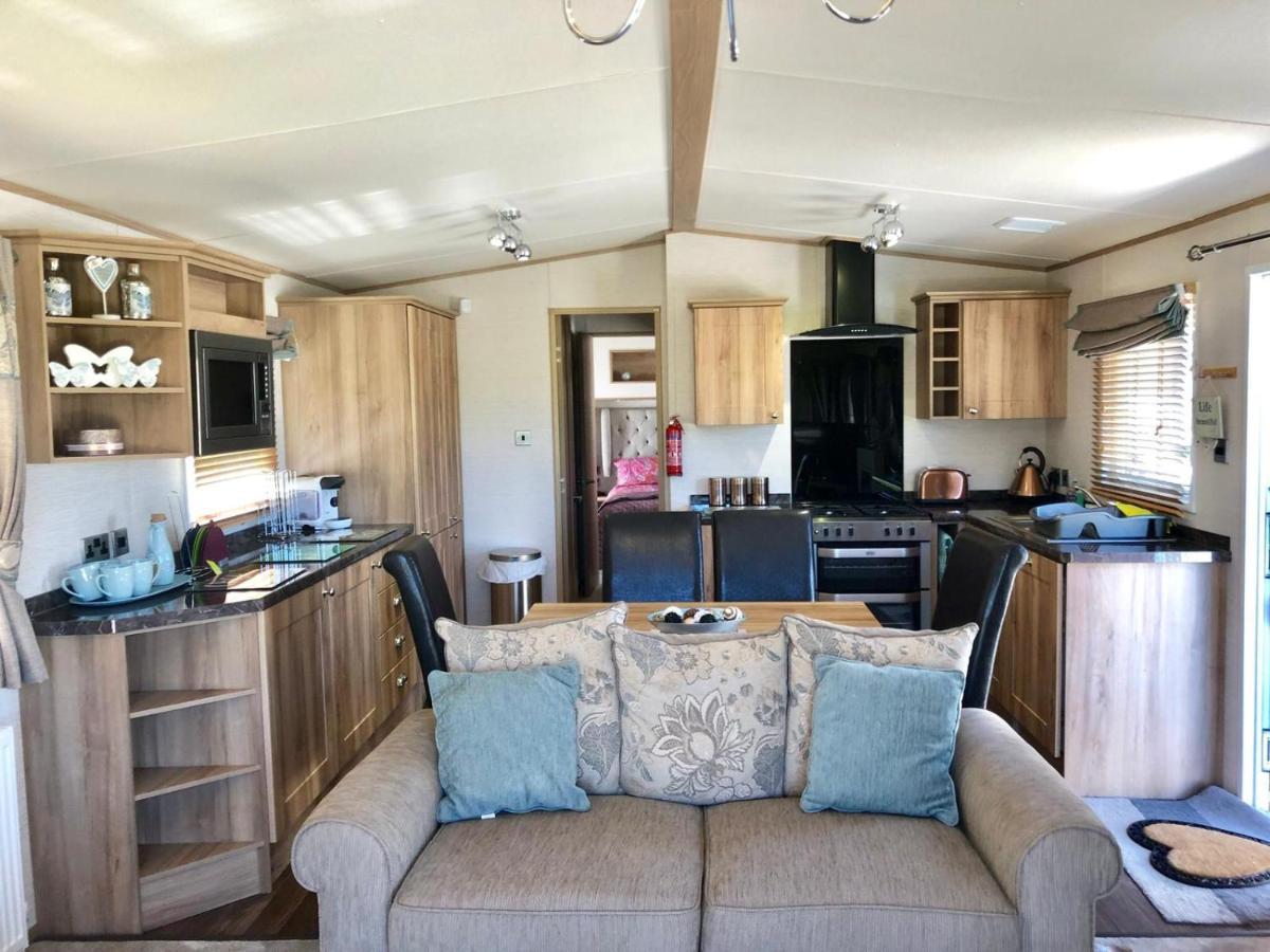 Blackpool Caravans Marton Mere Ngoại thất bức ảnh