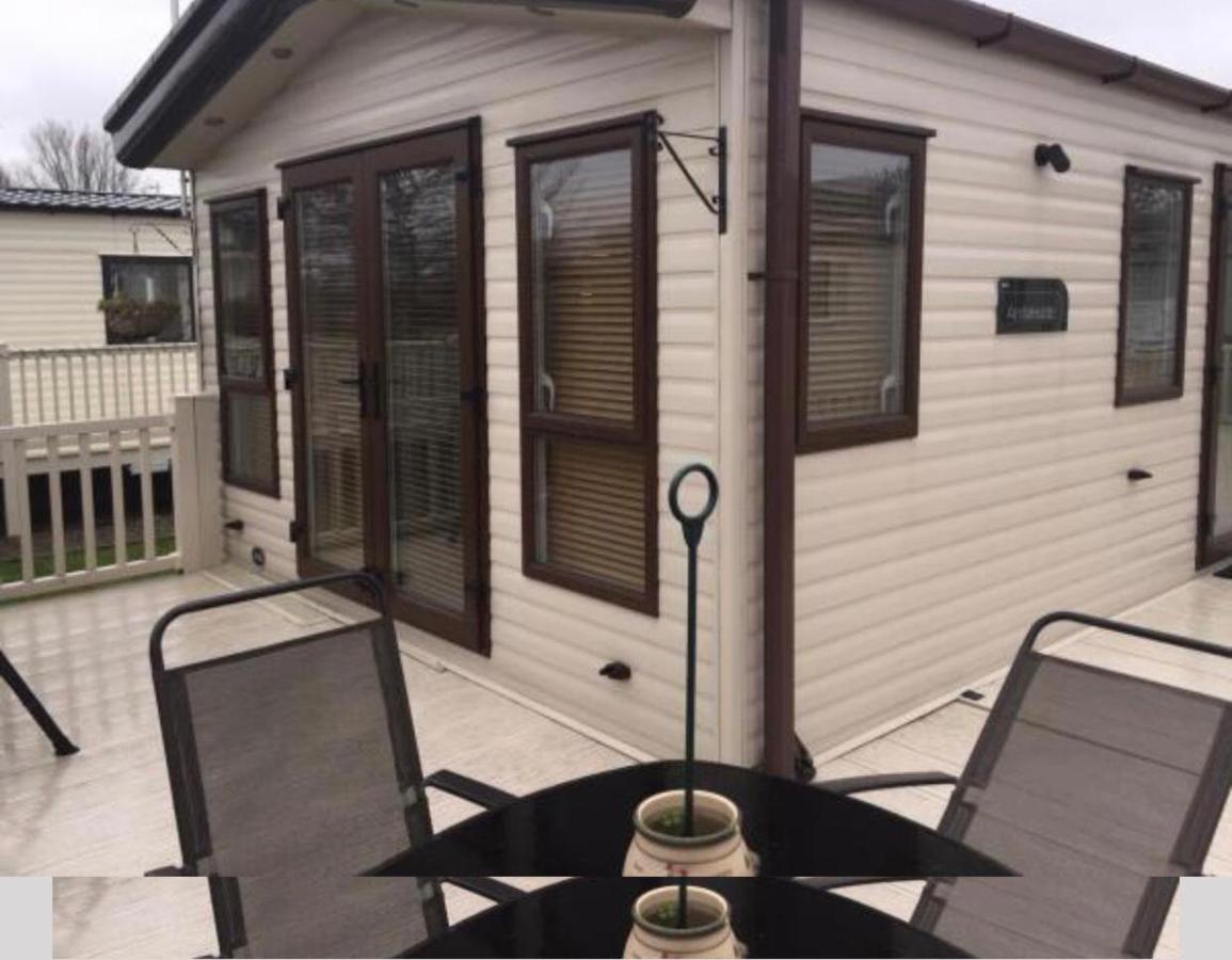 Blackpool Caravans Marton Mere Ngoại thất bức ảnh